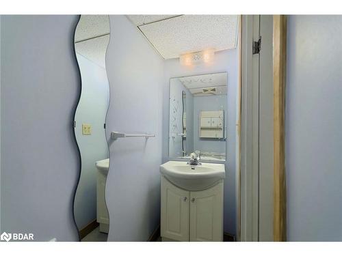 34-800 Upper Paradise Road, Hamilton, ON - Indoor Photo Showing Bathroom