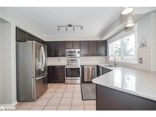 50 Gartshore Drive, Whitby, ON - Indoor Photo Showing Kitchen