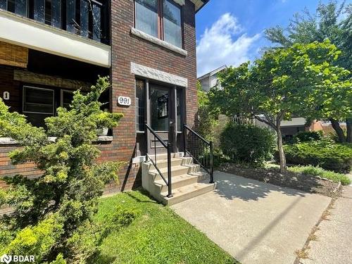 5-991 Main Street E, Hamilton, ON - Outdoor