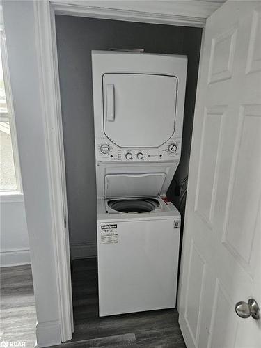 5-991 Main Street E, Hamilton, ON - Indoor Photo Showing Laundry Room