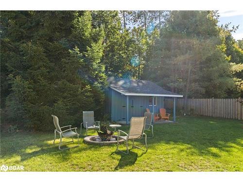 63 Bailey Crescent, Wyevale, ON - Outdoor