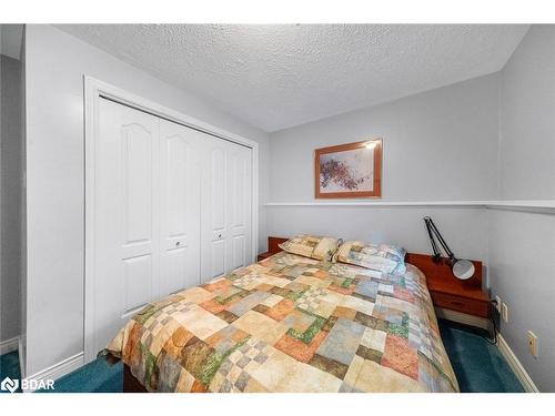30 Charles Street, Penetanguishene, ON - Indoor Photo Showing Bedroom