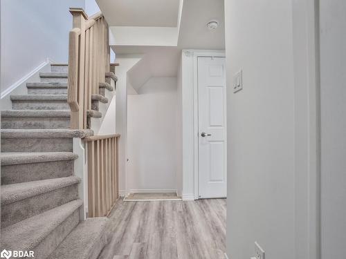 232-7 Applewood Lane, Toronto, ON - Indoor Photo Showing Other Room