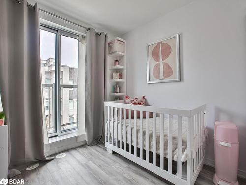 232-7 Applewood Lane, Toronto, ON - Indoor Photo Showing Bedroom