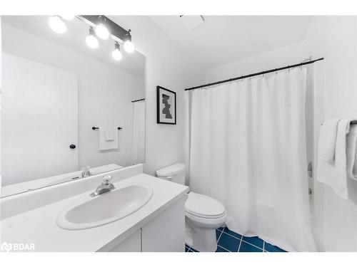 548 Oxbow Crescent, Collingwood, ON - Indoor Photo Showing Bathroom