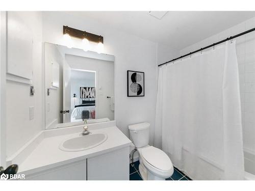 548 Oxbow Crescent, Collingwood, ON - Indoor Photo Showing Bathroom