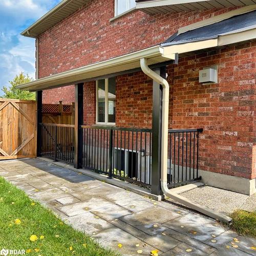 32 Elsley Court, Guelph, ON - Outdoor With Deck Patio Veranda With Exterior