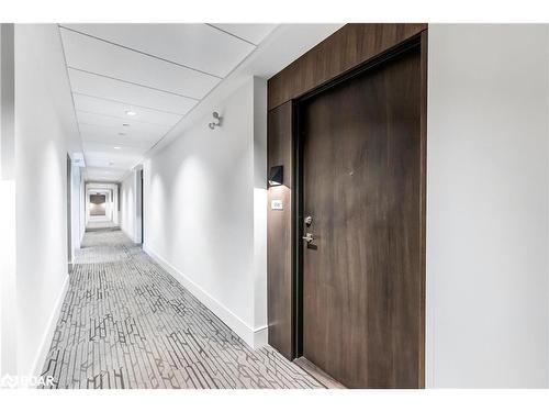 206-16 Markle Crescent, Hamilton, ON - Indoor Photo Showing Other Room