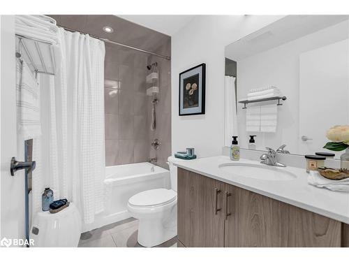 206-16 Markle Crescent, Hamilton, ON - Indoor Photo Showing Bathroom