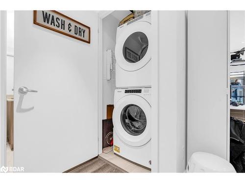 206-16 Markle Crescent, Hamilton, ON - Indoor Photo Showing Laundry Room