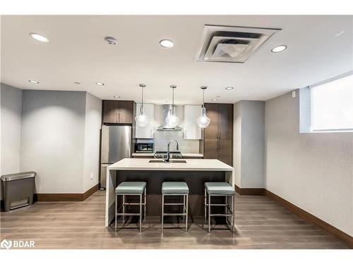 206-16 Markle Crescent, Hamilton, ON - Indoor