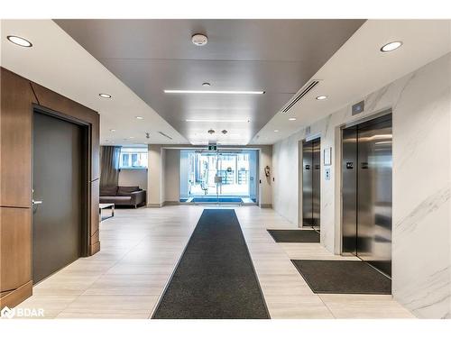 206-16 Markle Crescent, Hamilton, ON - Indoor Photo Showing Other Room