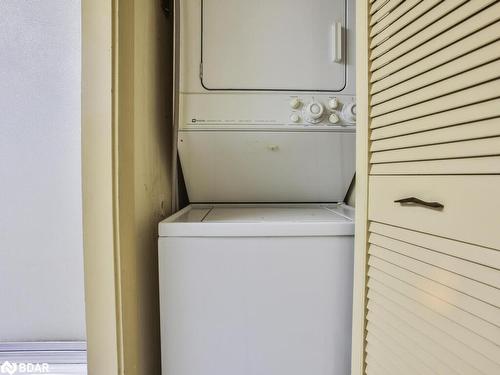 F19-288 Mill Road, Toronto, ON - Indoor Photo Showing Laundry Room