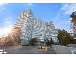 50 Kingsbridge Garden Circle  Mississauga, ON L5R 1Y2