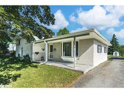 223 Phillips Street  Barrie, ON L4N 3V2