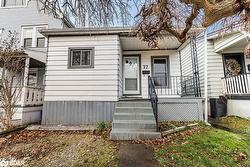 77 Province Street N Hamilton, ON L8H 4H5