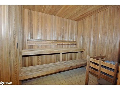 511-37 Ellen Street Street, Barrie, ON - Indoor Photo Showing Other Room