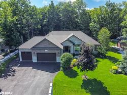 126 Mennill Drive  Springwater, ON L9X 0J2