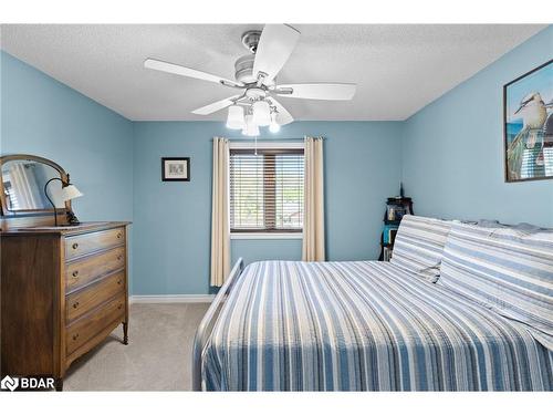 292 Leacock Drive, Barrie, ON - Indoor Photo Showing Bedroom