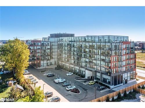 114-681 Yonge Street, Barrie, ON - Outdoor