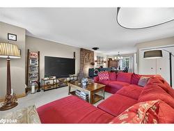 312-1102 Horseshoe Valley Road W Oro-Medonte, ON L4M 4Y8