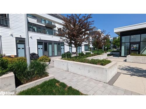 60-275 Broward Way, Innisfil, ON - Outdoor