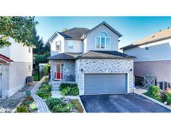 44 Dineen Court  Kitchener, ON N2B 3X3