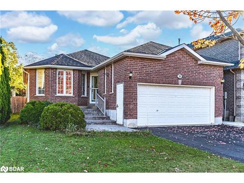 10 Stephanie Lane  Barrie, ON L4N 0V2