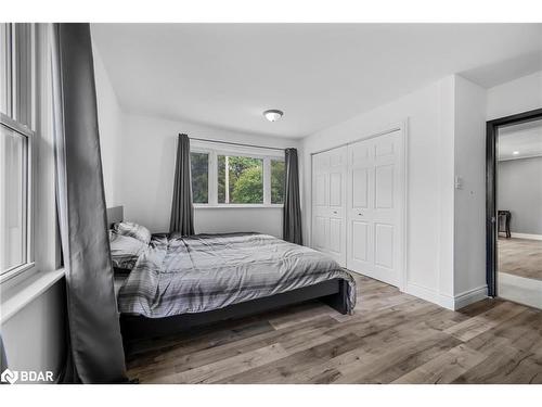 1859 Parkhurst Avenue, London, ON - Indoor Photo Showing Bedroom