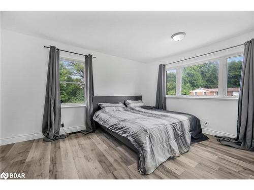 1859 Parkhurst Avenue, London, ON - Indoor Photo Showing Bedroom