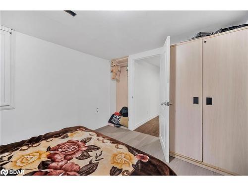 1859 Parkhurst Avenue, London, ON - Indoor Photo Showing Bedroom