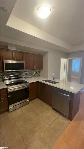 32-02-2420 Baronwood Drive, Oakville, ON - Indoor Photo Showing Kitchen With Double Sink