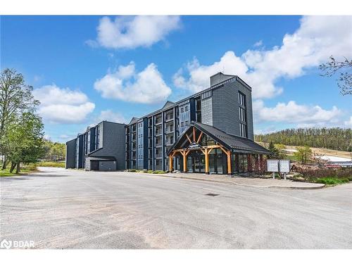 503-80 Horseshoe Boulevard  Oro-Medonte, ON L4M 4Y8