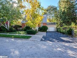 25 Holgate Street  Barrie, ON L4N 2T6