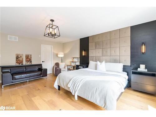 1 Carter Street, Bradford West Gwillimbury, ON - Indoor Photo Showing Bedroom