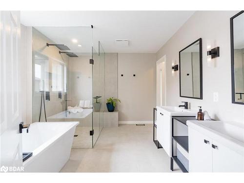 1 Carter Street, Bradford West Gwillimbury, ON - Indoor Photo Showing Bathroom