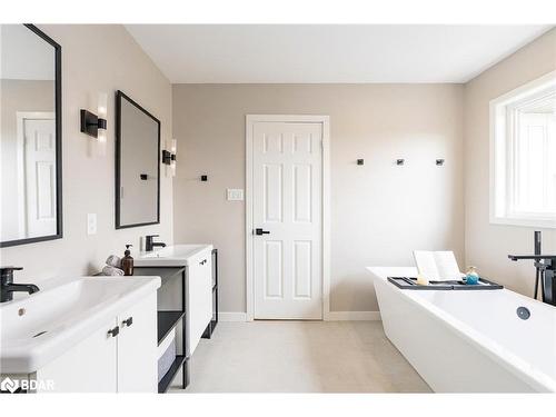 1 Carter Street, Bradford West Gwillimbury, ON - Indoor Photo Showing Bathroom