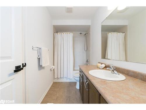 1 Carter Street, Bradford West Gwillimbury, ON - Indoor Photo Showing Bathroom