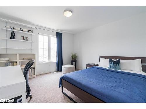1 Carter Street, Bradford West Gwillimbury, ON - Indoor Photo Showing Bedroom