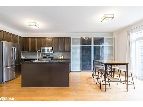 1 Carter Street, Bradford West Gwillimbury, ON - Indoor Photo Showing Kitchen