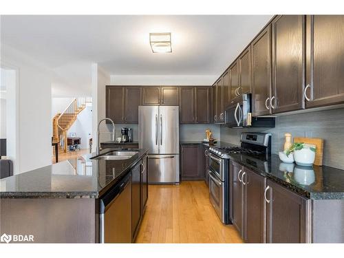 1 Carter Street, Bradford West Gwillimbury, ON - Indoor Photo Showing Kitchen With Double Sink With Upgraded Kitchen