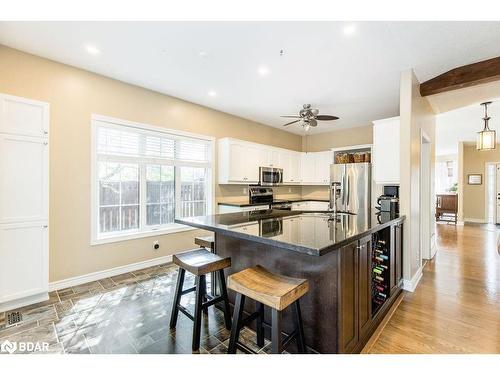 1 Bloxham Place, Barrie, ON - Indoor Photo Showing Kitchen With Upgraded Kitchen