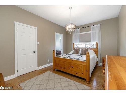 1 Bloxham Place, Barrie, ON - Indoor Photo Showing Bedroom