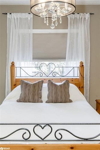 1 Bloxham Place, Barrie, ON - Indoor