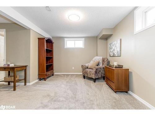 1 Bloxham Place, Barrie, ON - Indoor