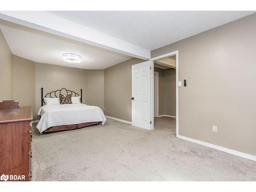 1 Bloxham Place, Barrie, ON - Indoor Photo Showing Bedroom