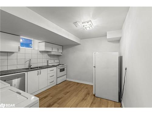 1 Glenhill Drive, Barrie, ON - Indoor Photo Showing Kitchen With Double Sink