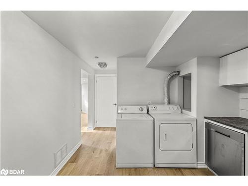 1 Glenhill Drive, Barrie, ON - Indoor Photo Showing Laundry Room