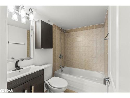 1 Glenhill Drive, Barrie, ON - Indoor Photo Showing Bathroom