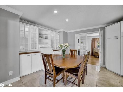 31 Lower Horning Road, Hamilton, ON - Indoor Photo Showing Dining Room